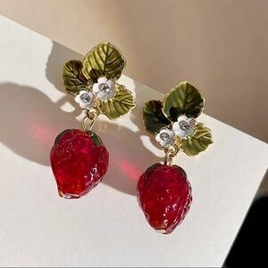 Strawberry Dangle Earrings Red Fruit Drop Floral Accent NWT